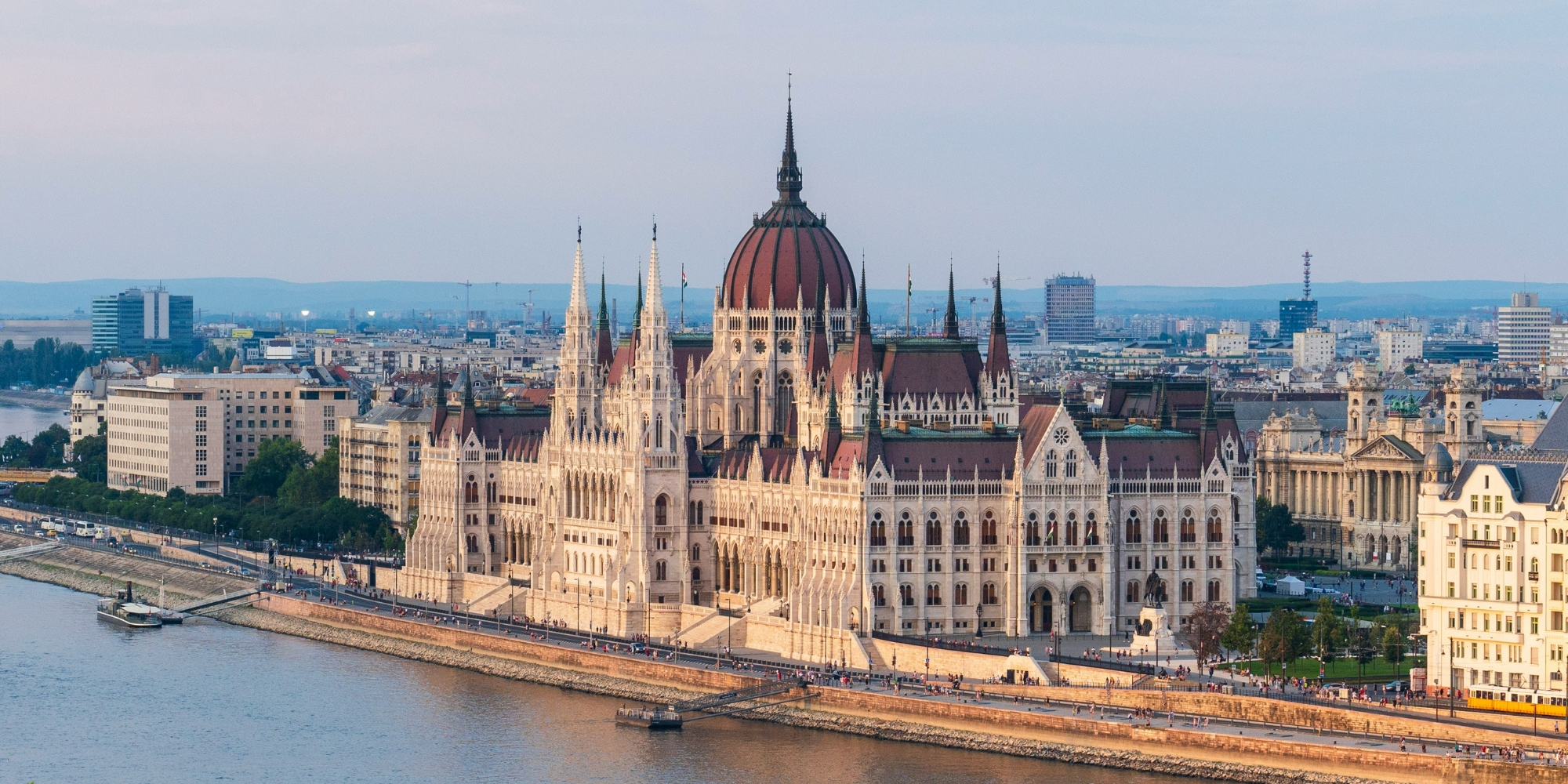 Complexities Hungary
